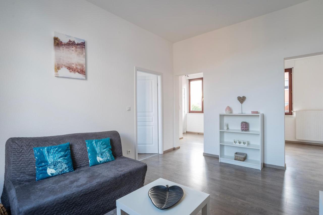Le Manoir De Cyrielle A 10 Min Du Centre De Strasbourg Lägenhet Bischheim Exteriör bild