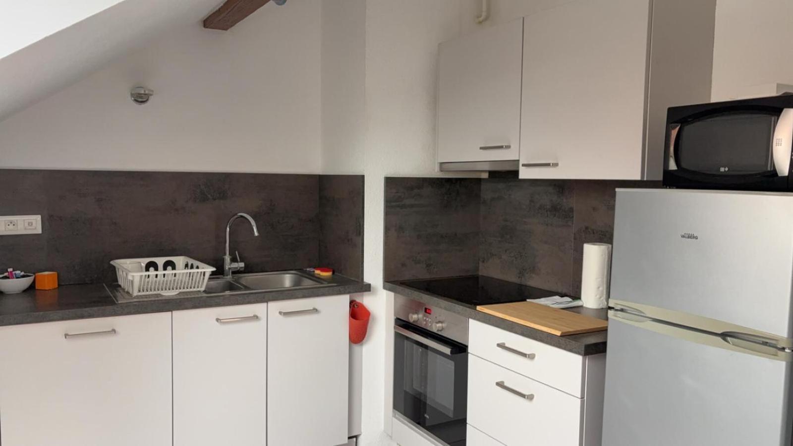 Le Manoir De Cyrielle A 10 Min Du Centre De Strasbourg Lägenhet Bischheim Exteriör bild